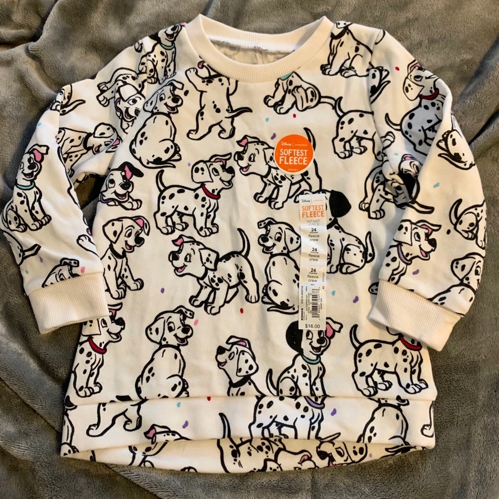 SOLD • 💕 Disney 101 Dalmatians Soft Fleece Top 💕